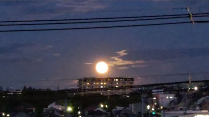 スタジオテラスからお月様🌕